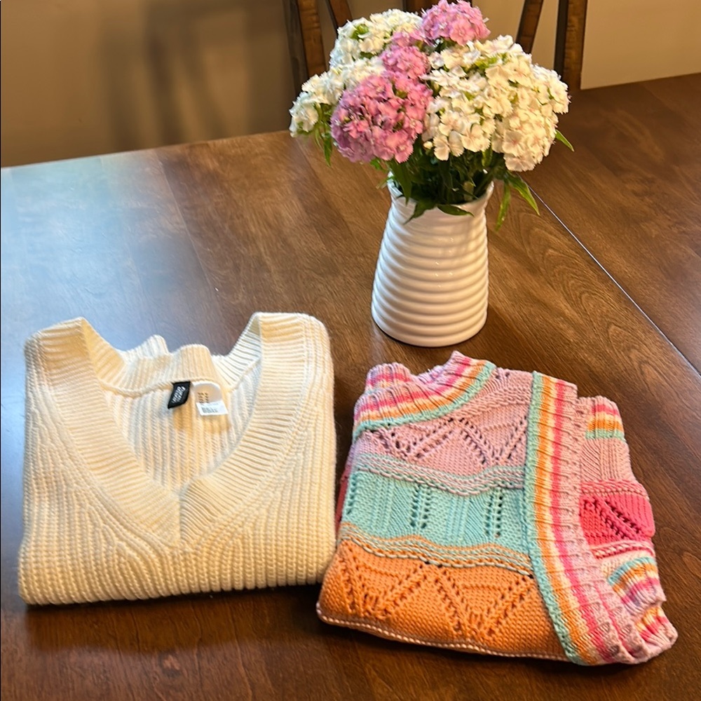 Colorful Knit Tank Top - Picture 4 of 11